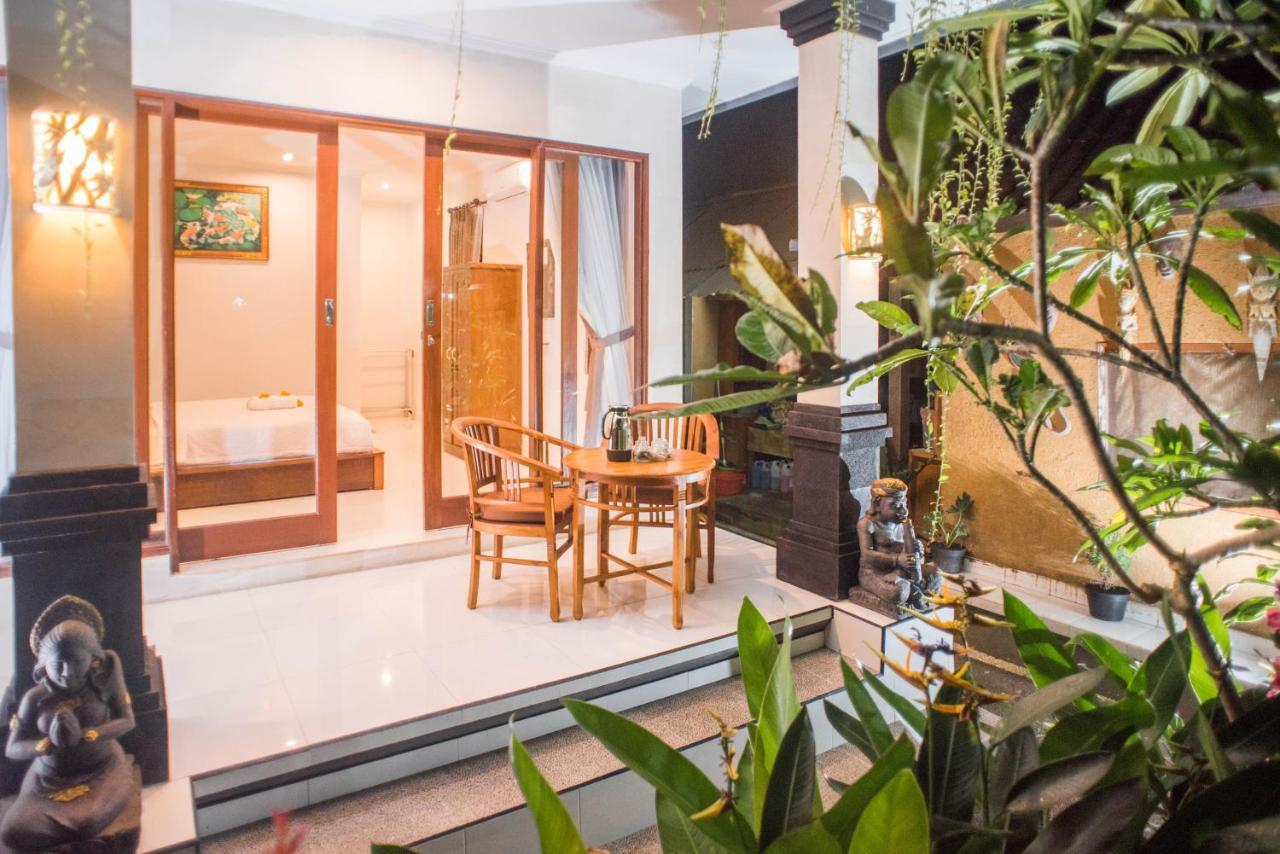 Suntari Homestay Ubud  Luaran gambar